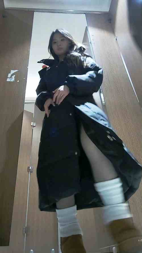 Asian toilet voyeur 1802