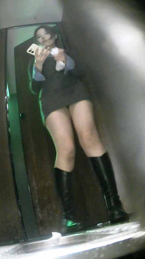 Asian toilet voyeur 1808