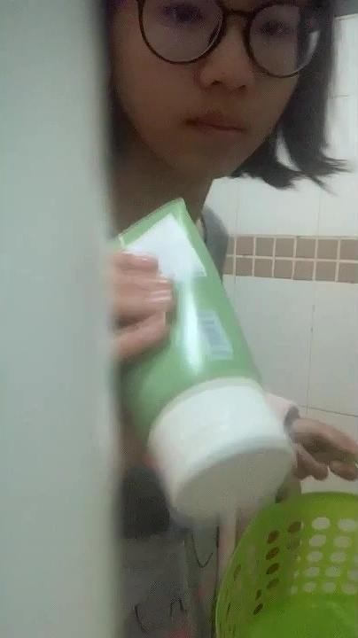 Asian bathing 1018